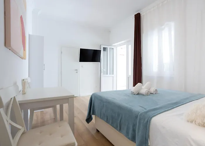 Studio s manželskou postelí velikosti king